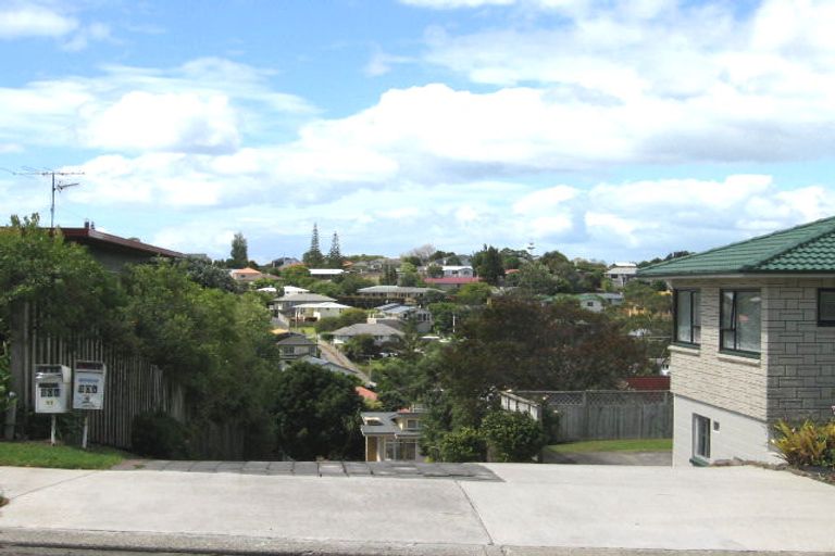 Photo of property in 22a Knightsbridge Drive, Forrest Hill, Auckland, 0620