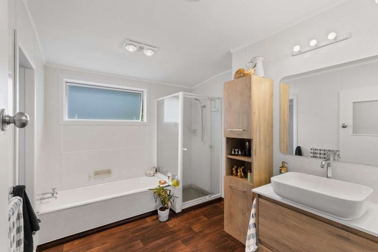 Photo of property in 13 Discombe Road, Tamahere, Hamilton, 3283