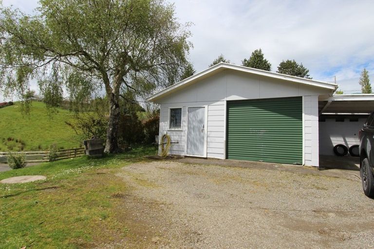 Photo of property in 54 Tiraumea Road, Pahiatua, 4981