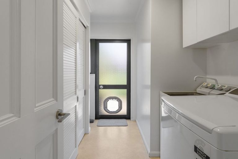 Photo of property in 40 Arrowsmith Avenue, Waipahihi, Taupo, 3330