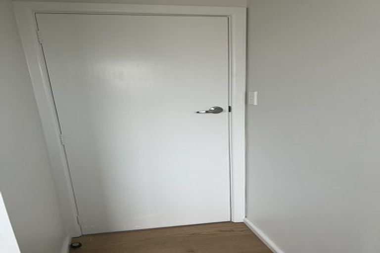 Photo of property in 16 Wingate Street, Redwood, Christchurch, 8051