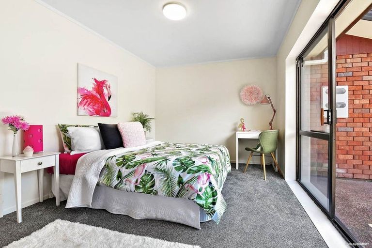 Photo of property in 6 Millhouse Drive, Northpark, Auckland, 2013