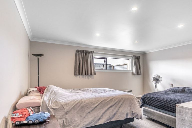 Photo of property in 15 Paisley Street, Kew, Invercargill, 9812