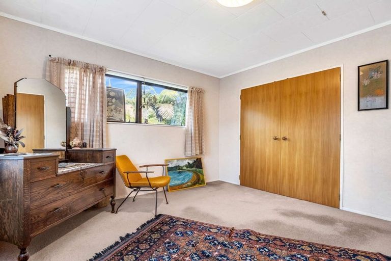 Photo of property in 11 Oxford Road, Lake Rotoma, Rotorua, 3074