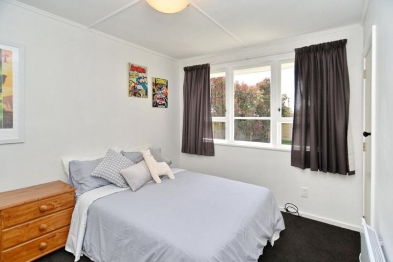 Photo of property in 18 Kilburn Street, Bishopdale, Christchurch, 8053
