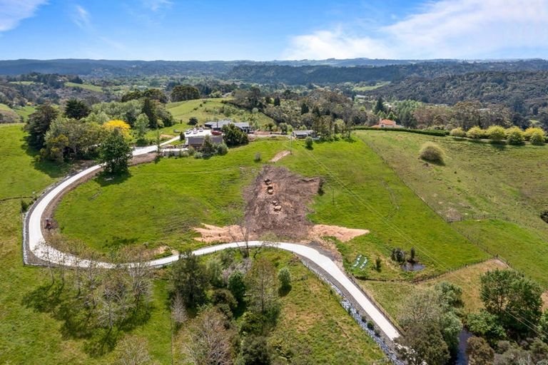 Photo of property in 178b Mahoenui Valley Road, Coatesville, 0793