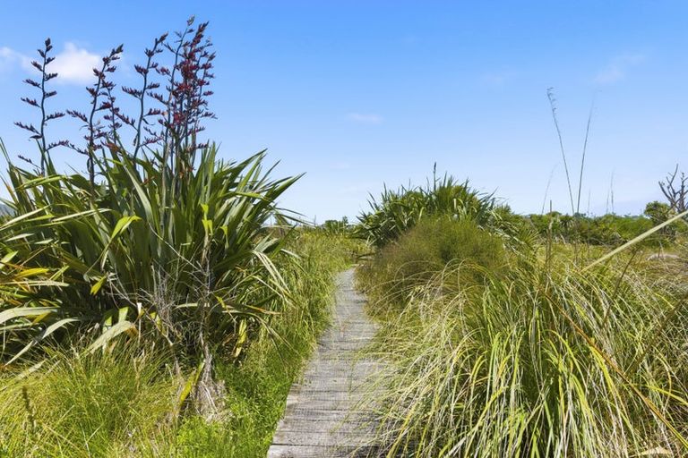 Photo of property in 234 Te Hapua Road, Te Horo, Otaki, 5581