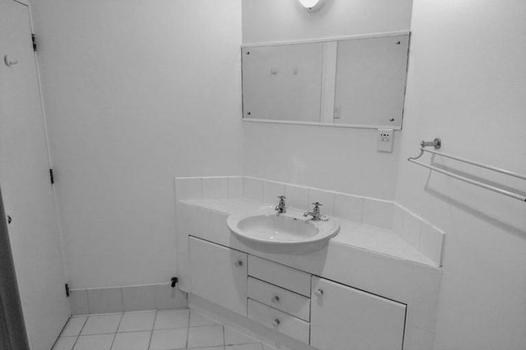 Photo of property in 4/15h Auburn Street, Takapuna, Auckland, 0622