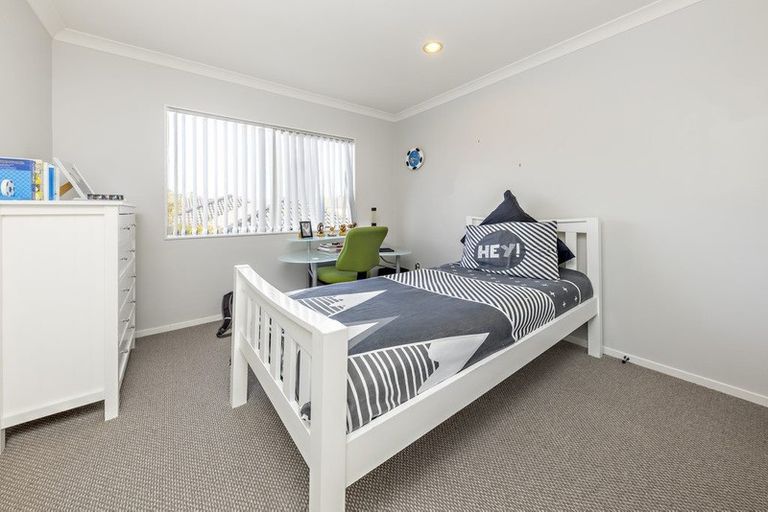 Photo of property in 13 Stamford Crescent, Flat Bush, Auckland, 2019