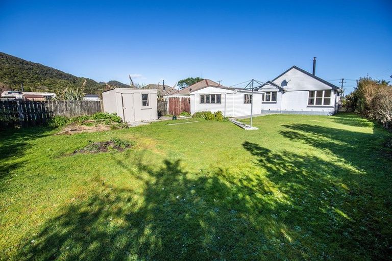 Photo of property in 9 Wickes Street, Cobden, Greymouth, 7802