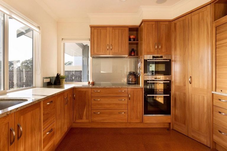 Photo of property in 165 Pohutukawa Avenue, Ohope, 3121
