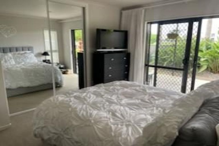 Photo of property in 45 Riverstone Road, Te Atatu Peninsula, Auckland, 0610