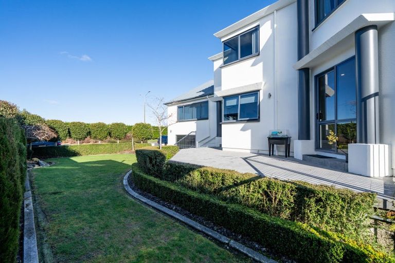 Photo of property in 712 Queens Drive, Waikiwi, Invercargill, 9810