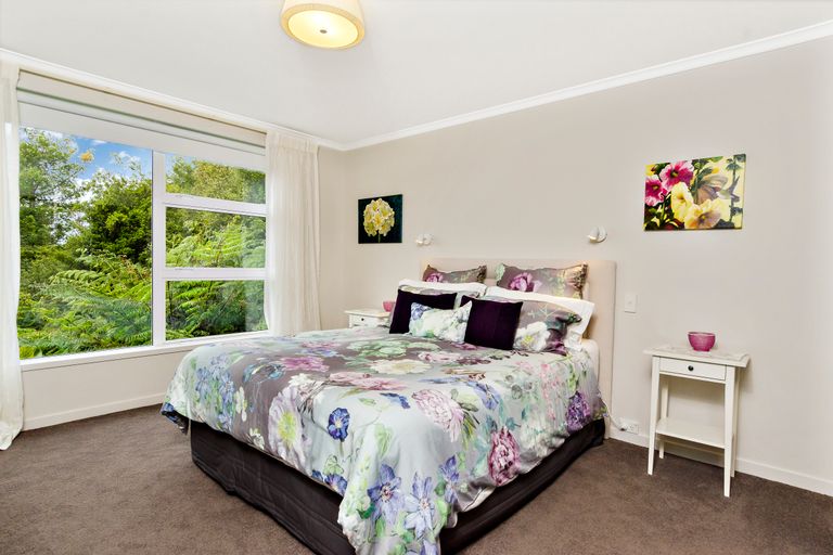 Photo of property in 14 Creek Street, Sandspit, Warkworth, 0982