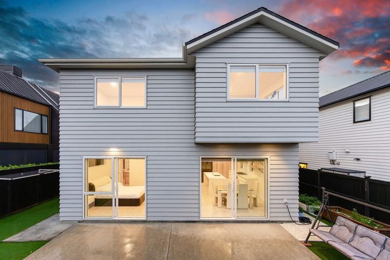 Photo of property in 11 Keel Street, Long Bay, Auckland, 0630