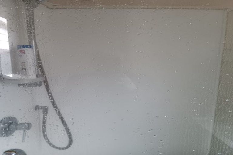 Photo of property in 22 Hawker Street, Mount Victoria, Wellington, 6011