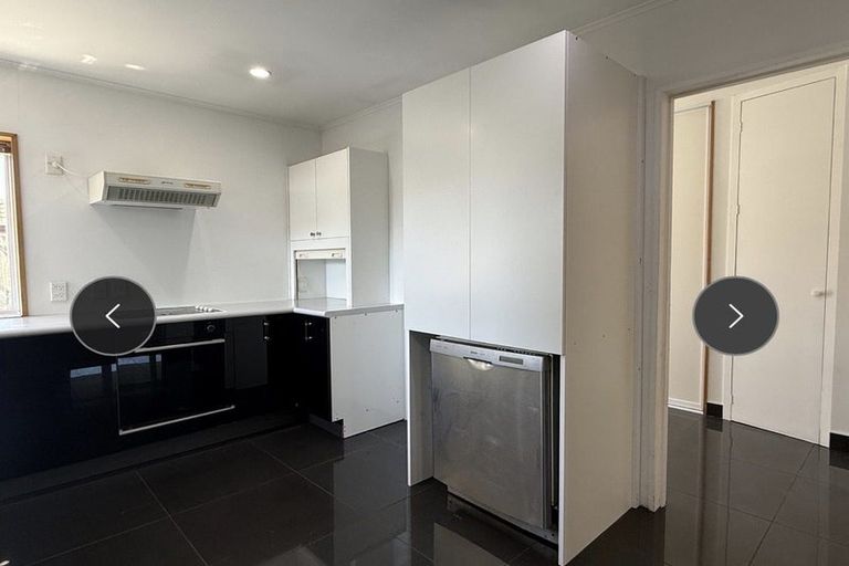 Photo of property in 18 Beauford Place, Parklands, Christchurch, 8083