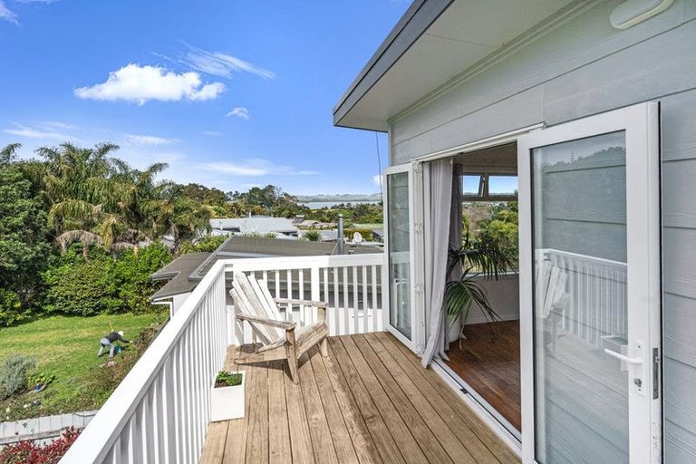 Photo of property in 8 James Mcleod Road, Shelly Beach, Helensville, 0874