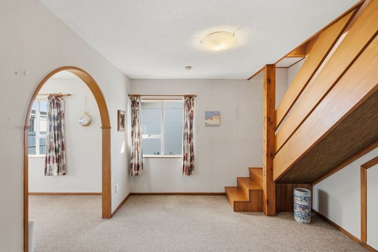 Photo of property in 2/16 Kawau Crescent, Bromley, Christchurch, 8062