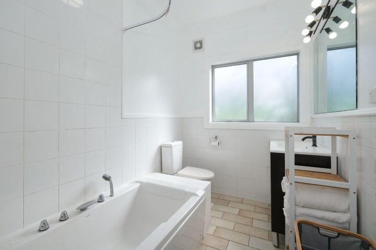 Photo of property in 305 Ravensbourne Road, Ravensbourne, Dunedin, 9022