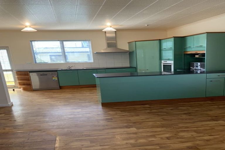 Photo of property in 36 Grafton Street, Waltham, Christchurch, 8011