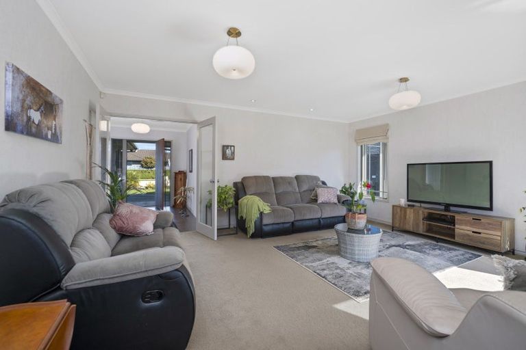 Photo of property in 23 Inverness Drive, Pyes Pa, Tauranga, 3112