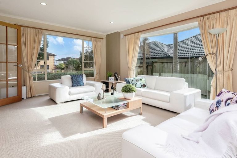 Photo of property in 100 Middlefield Drive, Flat Bush, Auckland, 2016