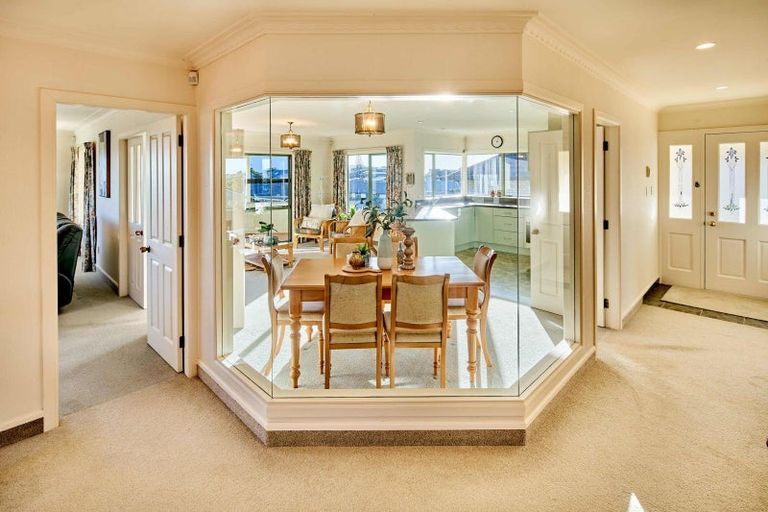 Photo of property in 11 Major Durie Place, Waikanae Beach, Waikanae, 5036