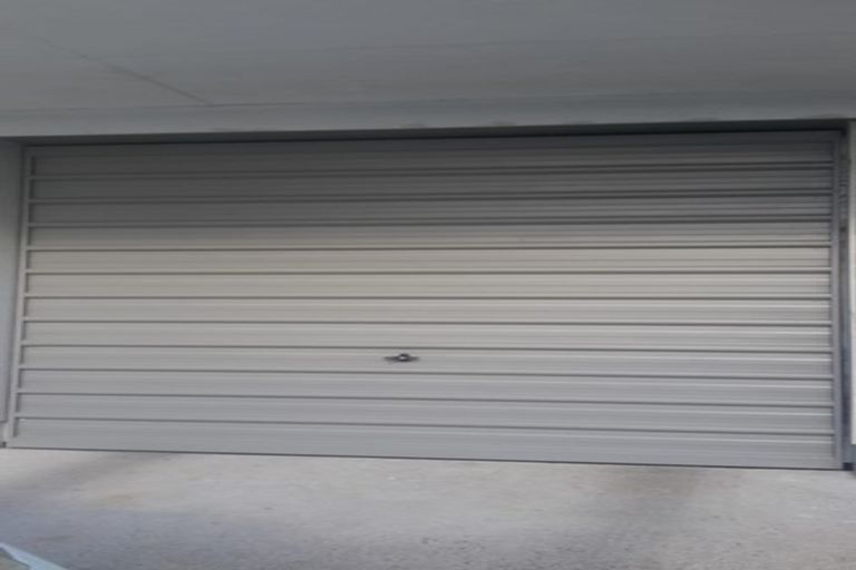 Photo of property in 3a Leo Place, Kawaha Point, Rotorua, 3010