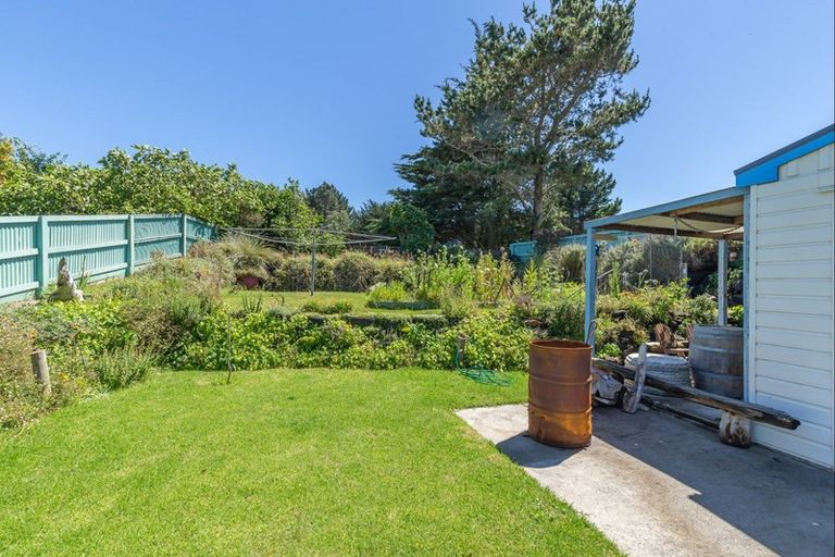 Photo of property in 78 Koputara Road, Himatangi Beach, Foxton, 4891