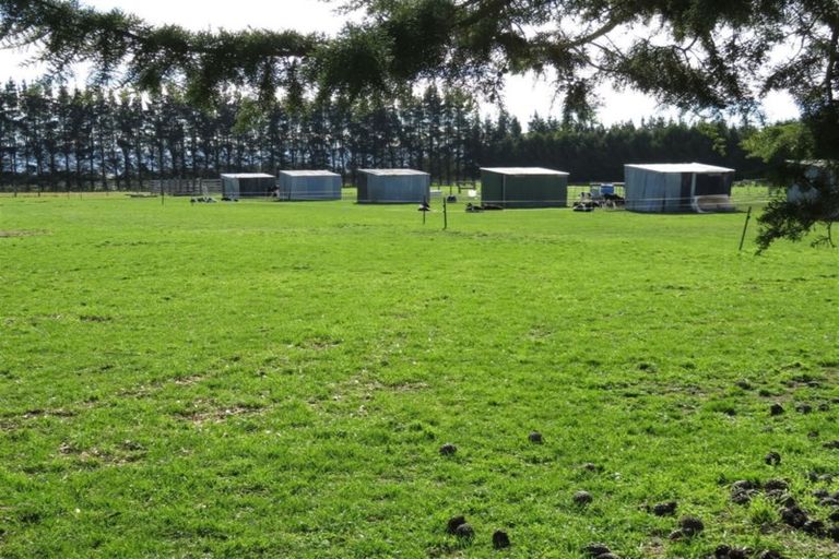 Photo of property in 237 School Road, West Eyreton, Rangiora, 7475