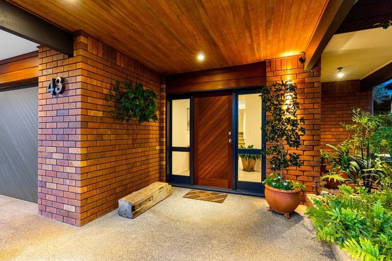 Photo of property in 43 Braemar Road, Rothesay Bay, Auckland, 0630