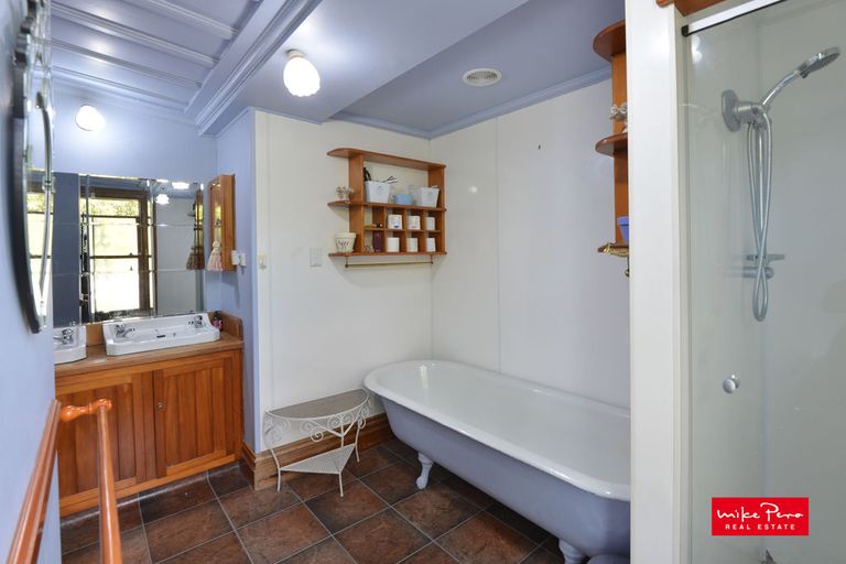 Photo of property in 243 Rosythe Road, Waipu, 0582