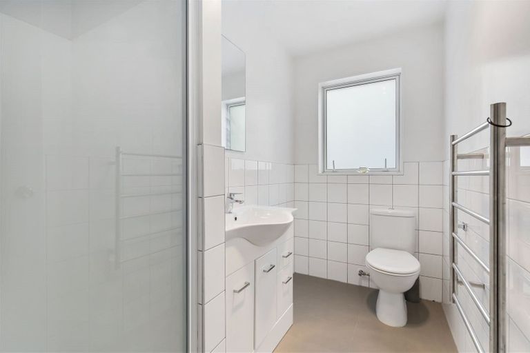 Photo of property in 4 Totara Meadows Court, Wiri, Auckland, 2104