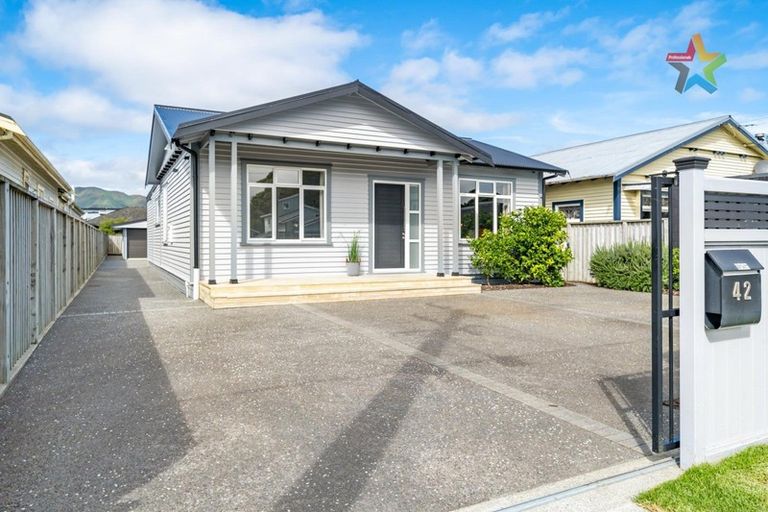 Photo of property in 42 Kensington Avenue, Petone, Lower Hutt, 5012