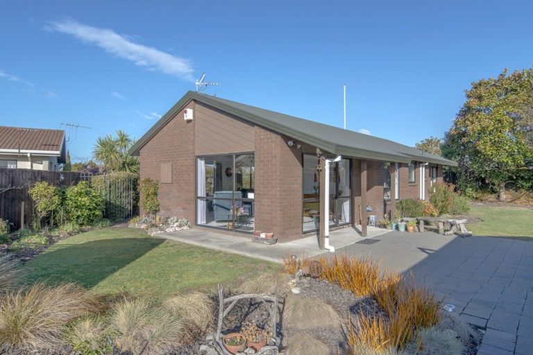 Photo of property in 6 Heriott Close, Burwood, Christchurch, 8083