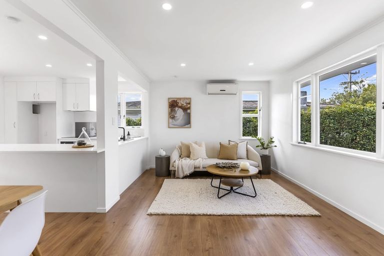 Photo of property in 55 Northcote Road, Northcote, Christchurch, 8052