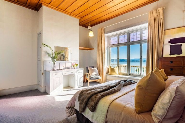 Photo of property in 33a Seapoint Road, Bluff Hill, Napier, 4110