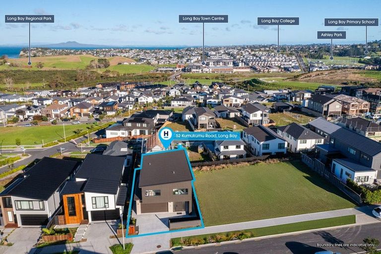 Photo of property in 52 Kumukumu Road, Long Bay, Auckland, 0630