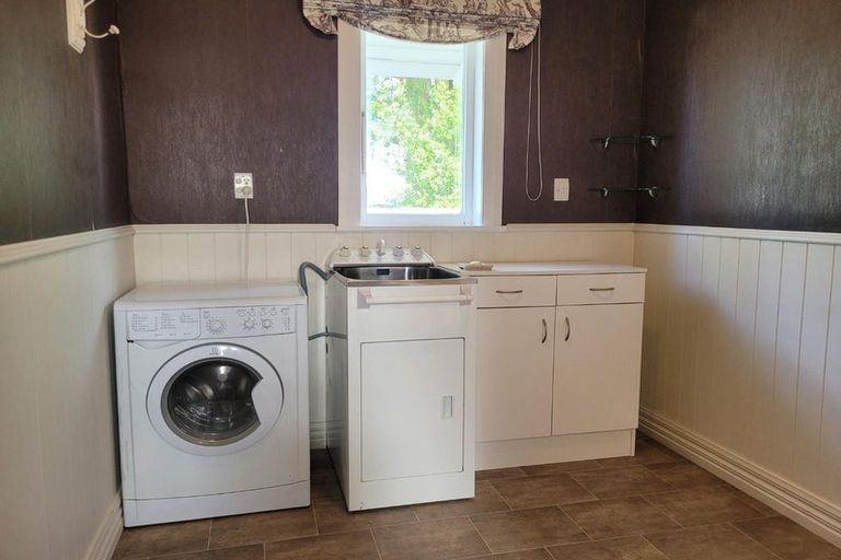 Photo of property in 12 Garrison Street, Carterton, 5713