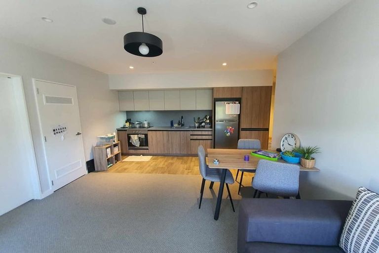 Photo of property in Unit 206,l2, 206/14 Laings Road, Hutt Central, Lower Hutt, 5010