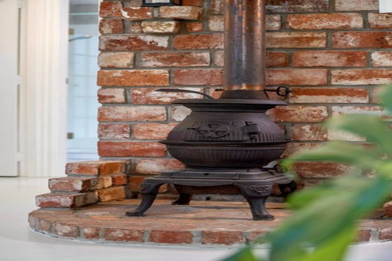 Photo of property in 5 Plateau Road, Te Marua, Upper Hutt, 5018