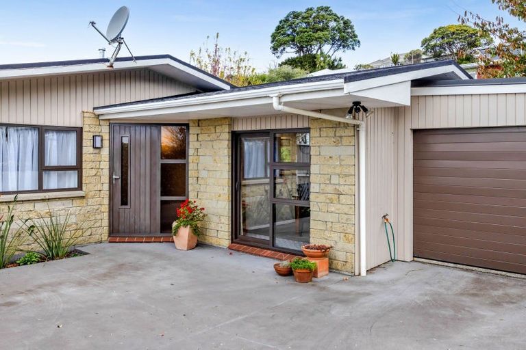 Photo of property in 65 Belt Road, New Plymouth, 4310