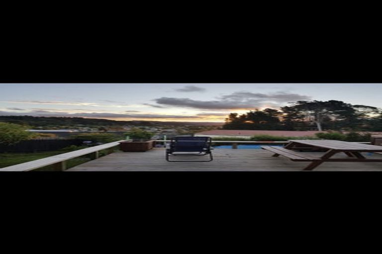 Photo of property in 46 Norana Road, Timberlea, Upper Hutt, 5018