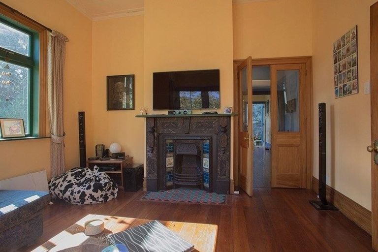 Photo of property in 1 Caprera Street, Melrose, Wellington, 6023