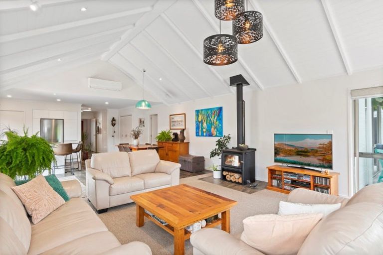 Photo of property in 104 Coast Boulevard, Papamoa Beach, Papamoa, 3118