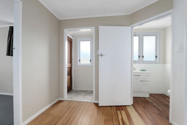 Photo of property in 19 Cureton Street, Morrinsville, 3300