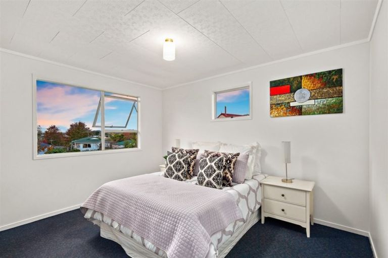 Photo of property in 42a Forest Hill Road, Henderson, Auckland, 0612
