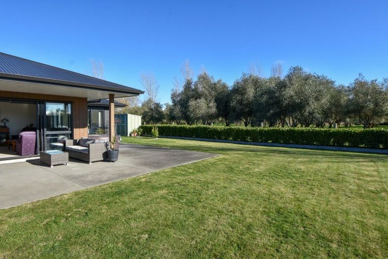 Photo of property in 5 Pukeko Lane, Carterton, 5713