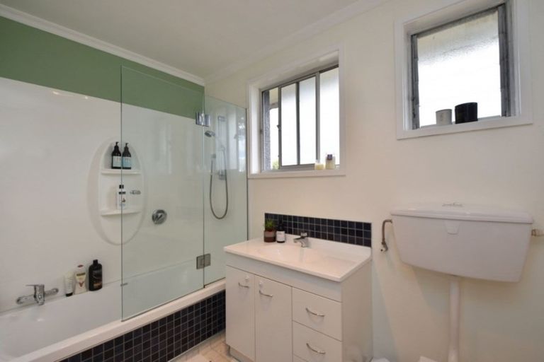 Photo of property in 42 Moray Crescent, Grasmere, Invercargill, 9810